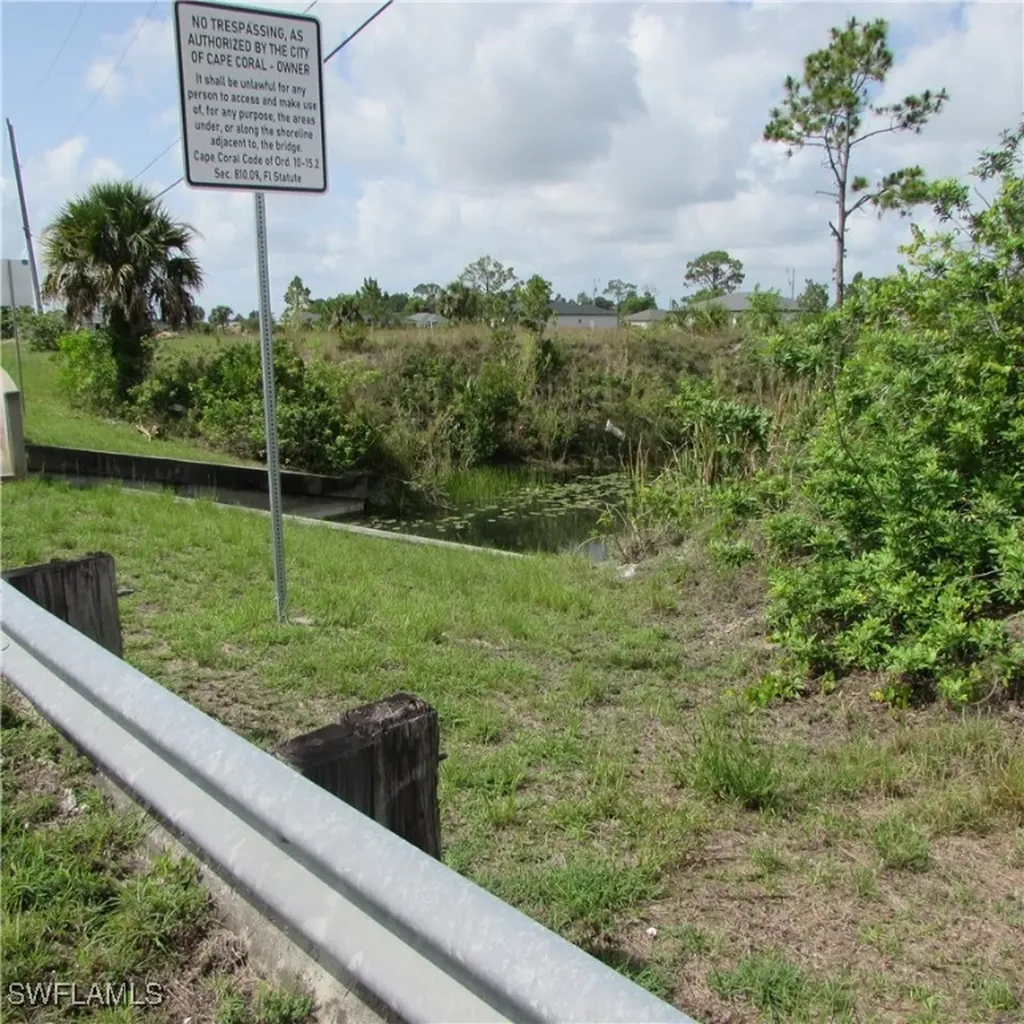 4410 Connection Avenue Cape Coral FL 33909