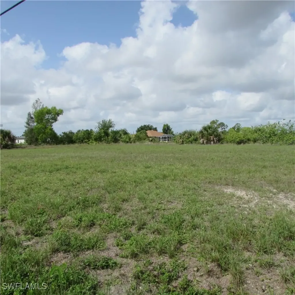 4410 Connection Avenue Cape Coral FL 33909