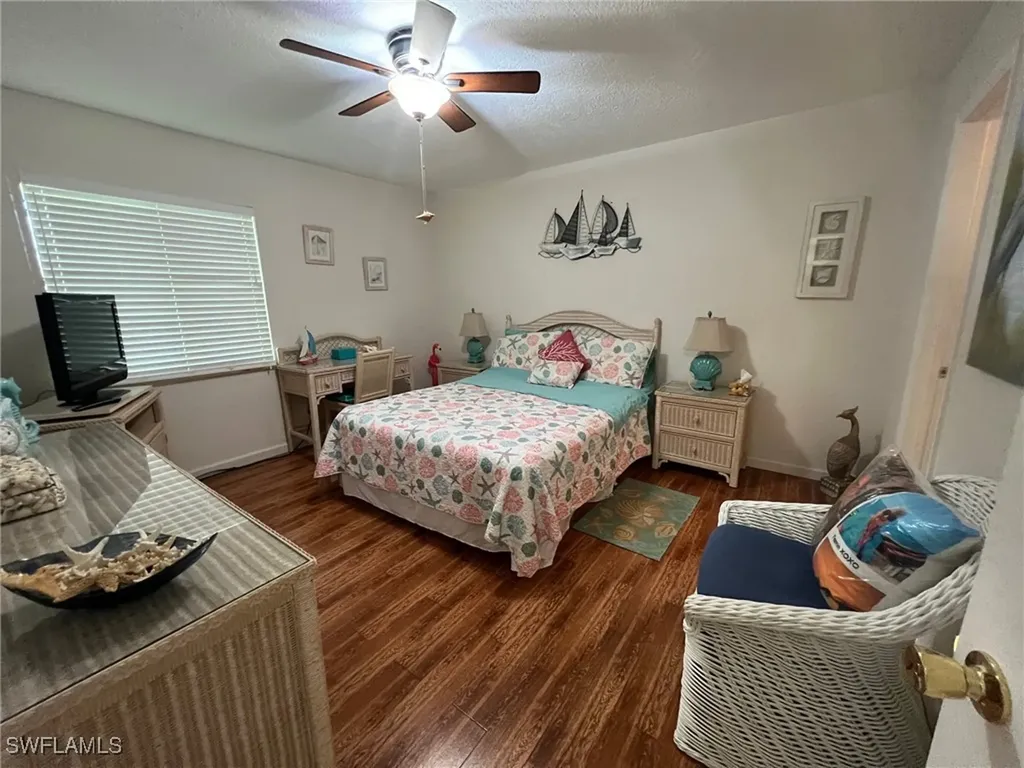 4603 Bayshore Drive Naples FL 34112