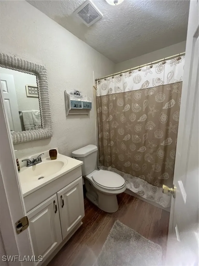 4603 Bayshore Drive Naples FL 34112