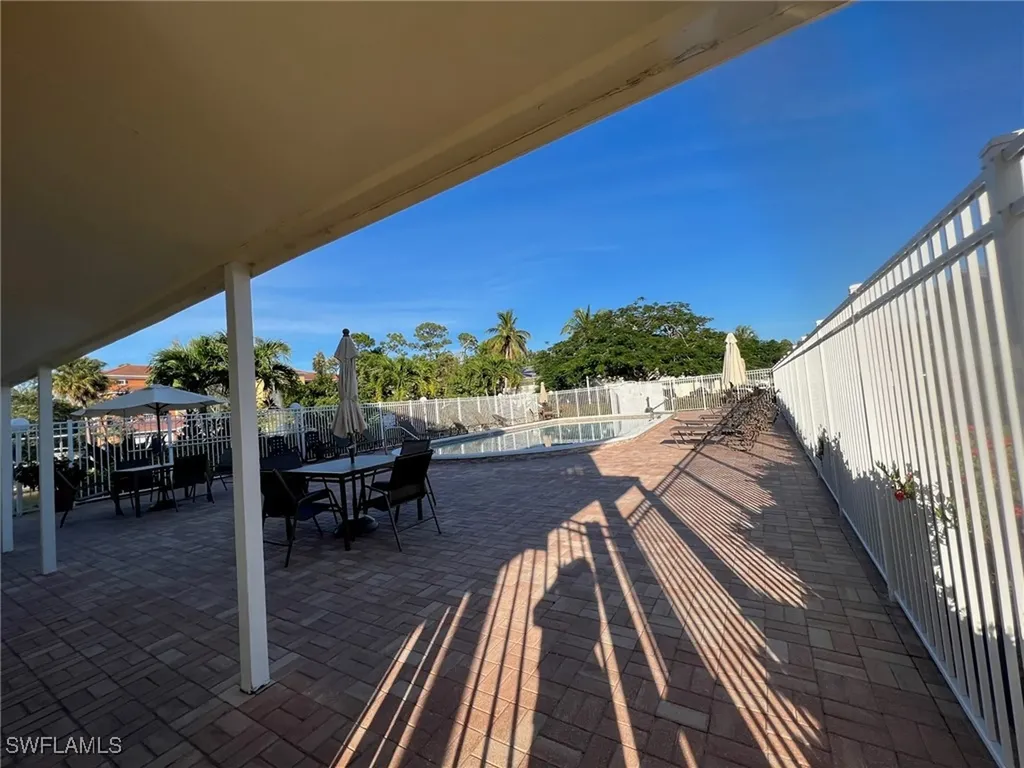 4603 Bayshore Drive Naples FL 34112