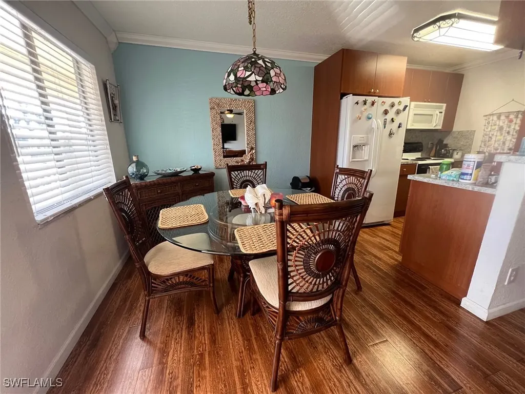 4603 Bayshore Drive Naples FL 34112