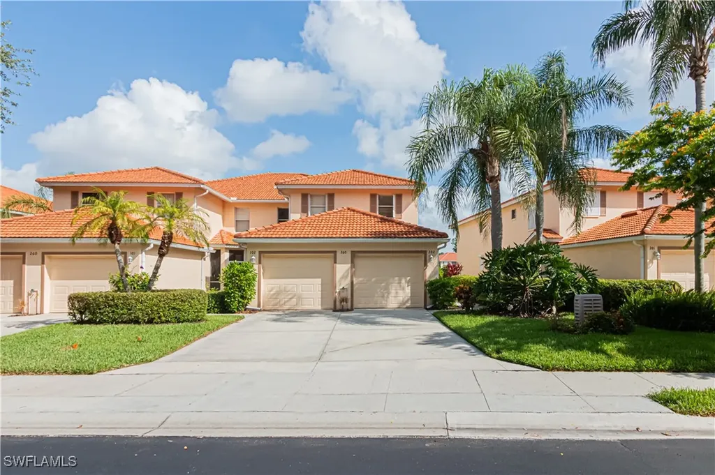 260 Robin Hood Circle Naples FL 34104