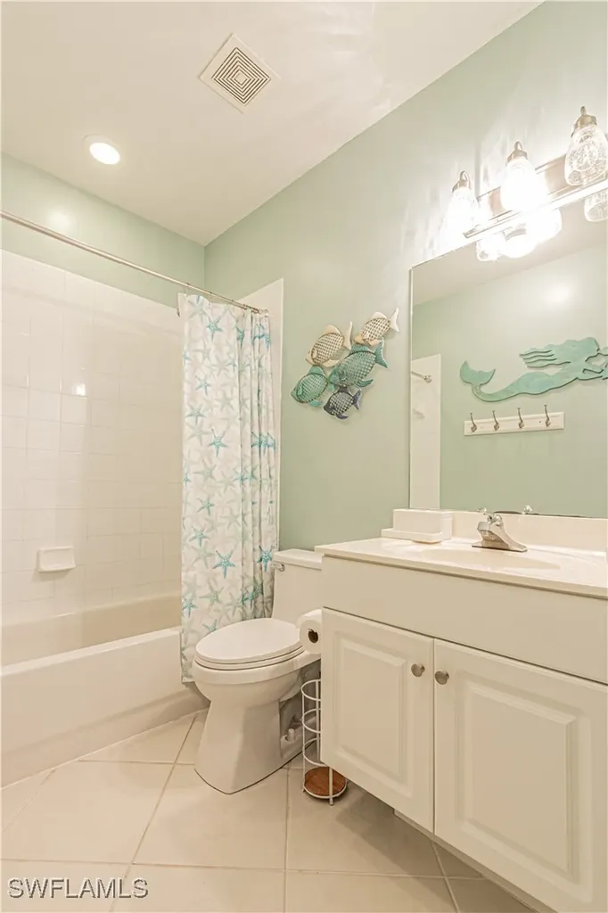 260 Robin Hood Circle Naples FL 34104