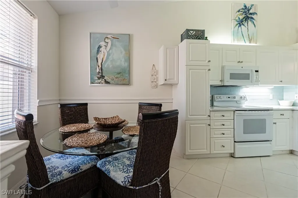 260 Robin Hood Circle Naples FL 34104