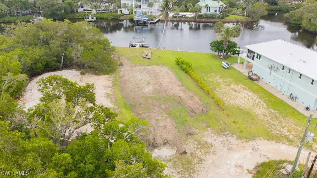 27510 Big Bend Road Bonita Springs FL 34134