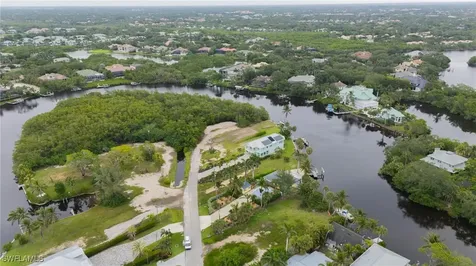 27510 Big Bend Road Bonita Springs FL 34134