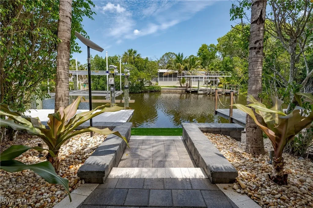 13379 Snook Circle Naples FL 34114