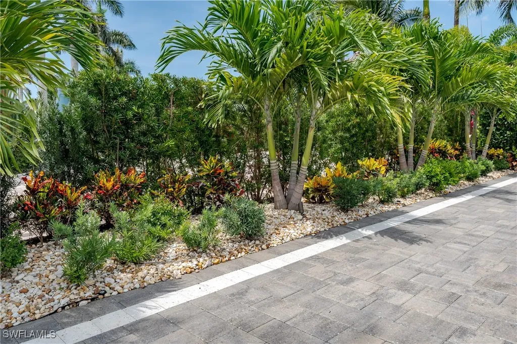 13379 Snook Circle Naples FL 34114
