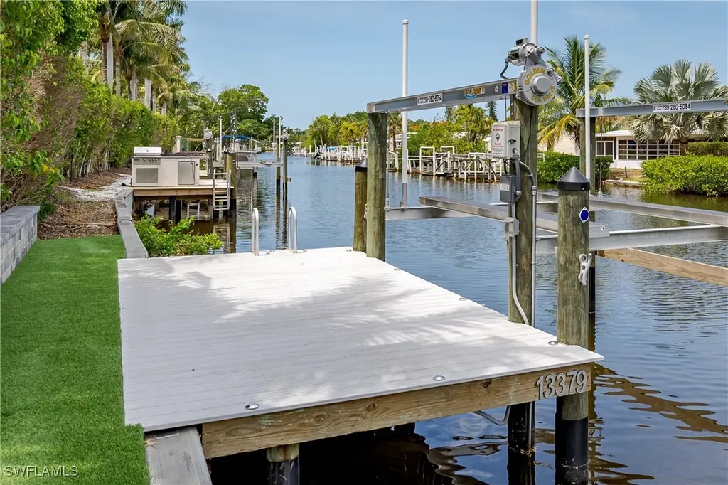 13379 Snook Circle Naples FL 34114
