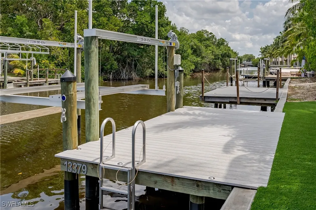 13379 Snook Circle Naples FL 34114