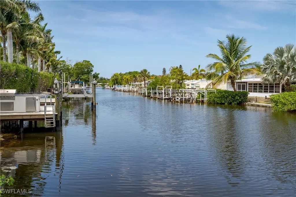 13379 Snook Circle Naples FL 34114