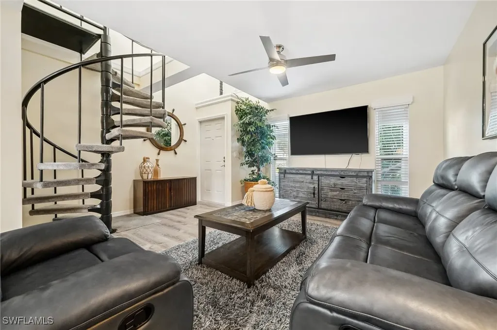 4803 SW Santa Barbara Court Cape Coral FL 33914