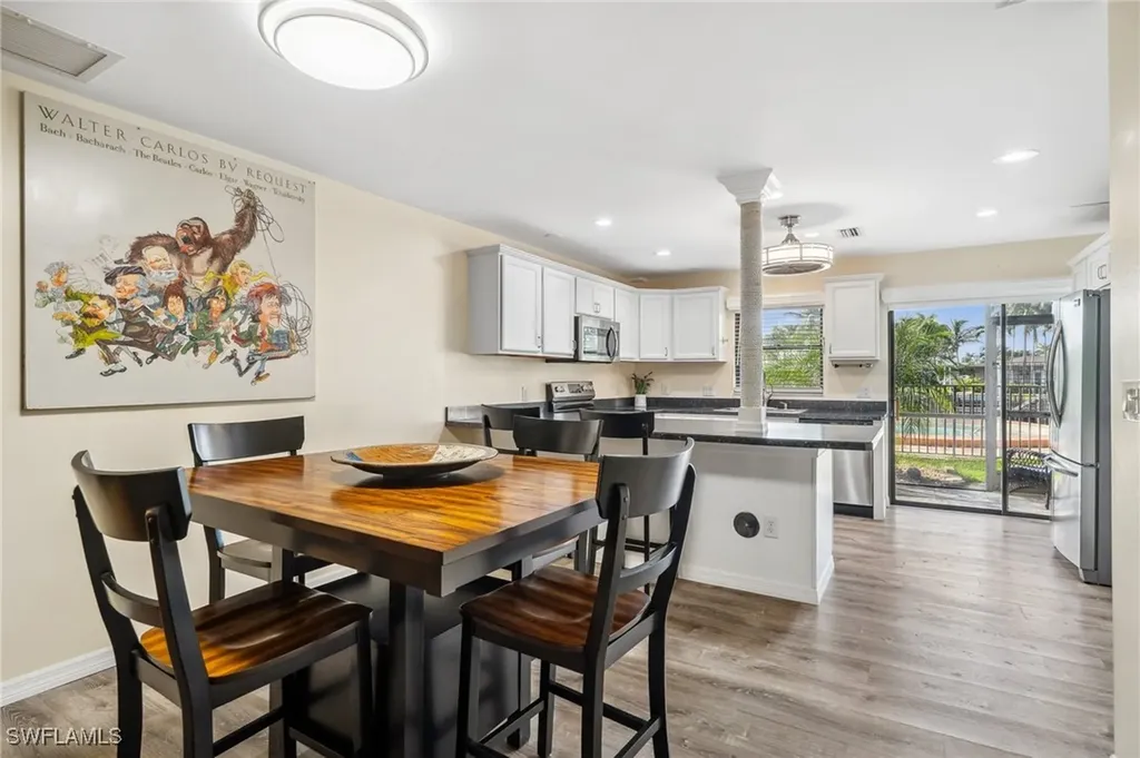 4803 SW Santa Barbara Court Cape Coral FL 33914