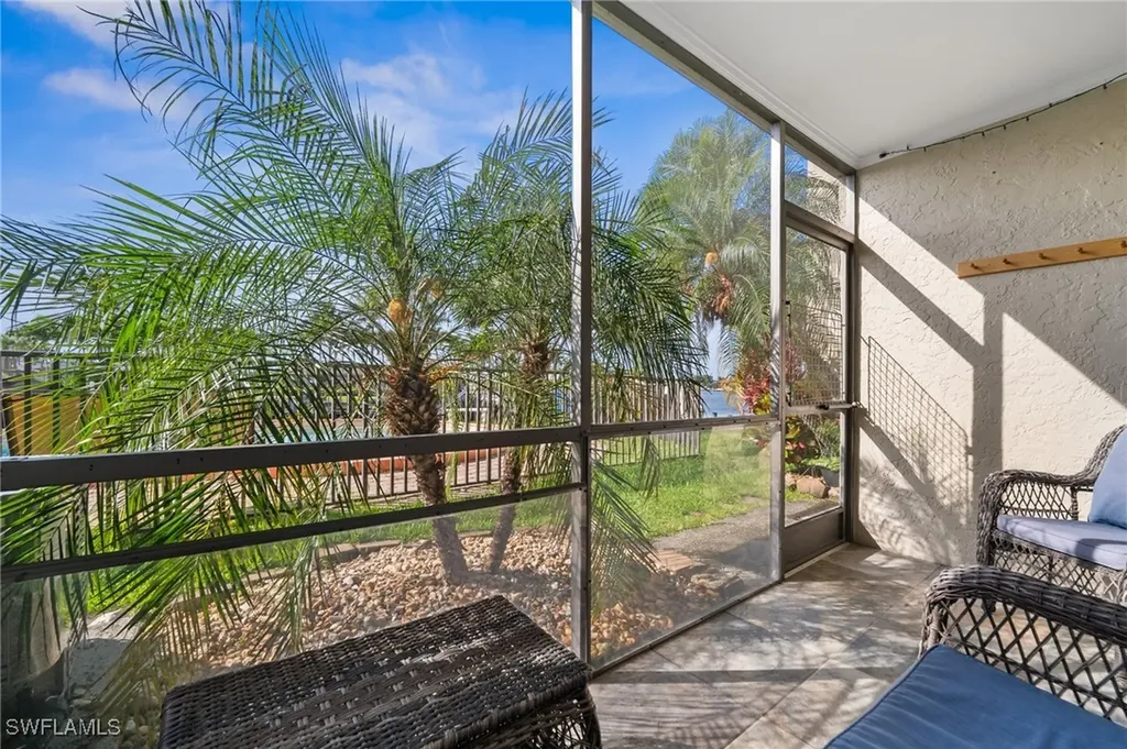 4803 SW Santa Barbara Court Cape Coral FL 33914