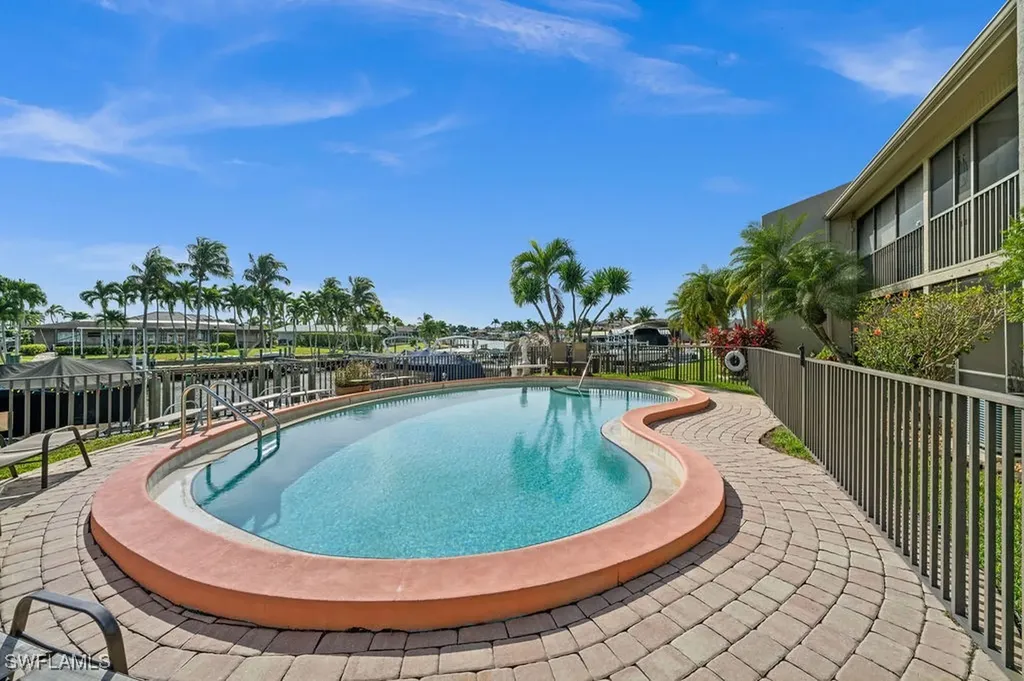 4803 SW Santa Barbara Court Cape Coral FL 33914