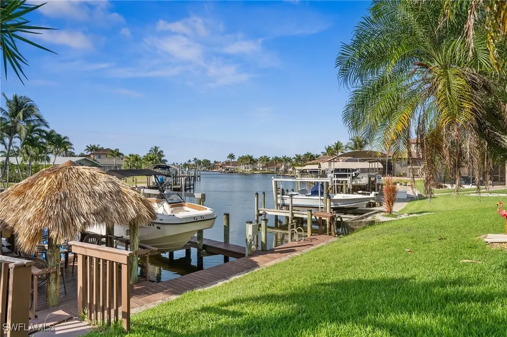 4803 SW Santa Barbara Court Cape Coral FL 33914