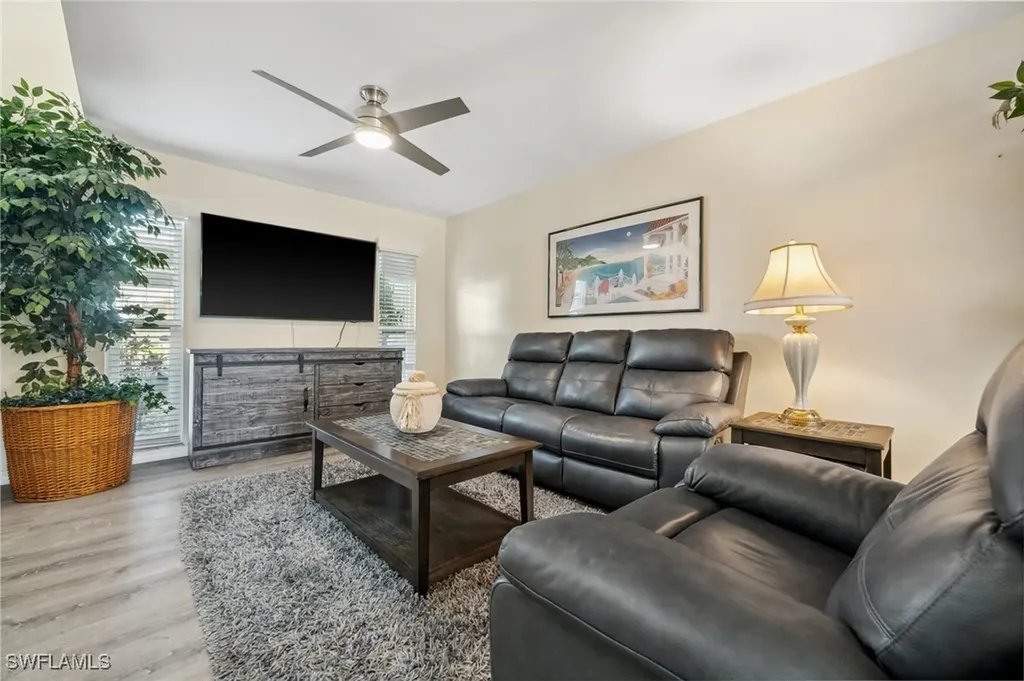 4803 SW Santa Barbara Court Cape Coral FL 33914