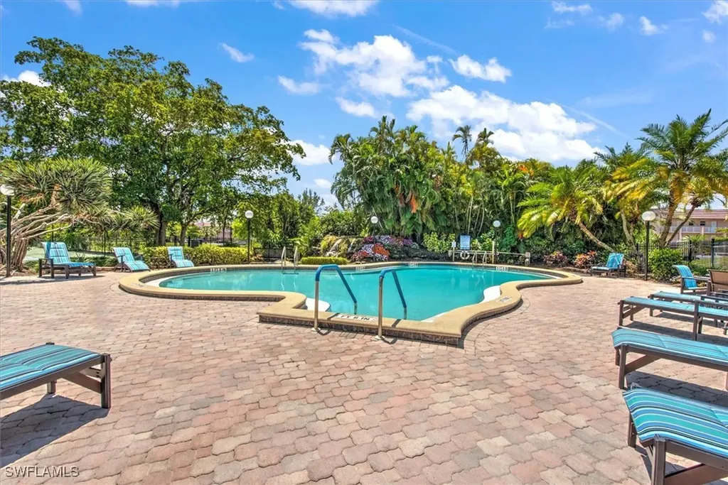 499 Forest Lakes Boulevard Naples FL 34105