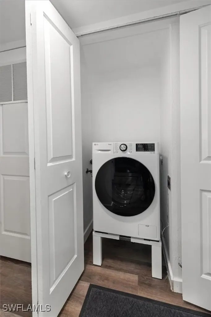 499 Forest Lakes Boulevard Naples FL 34105