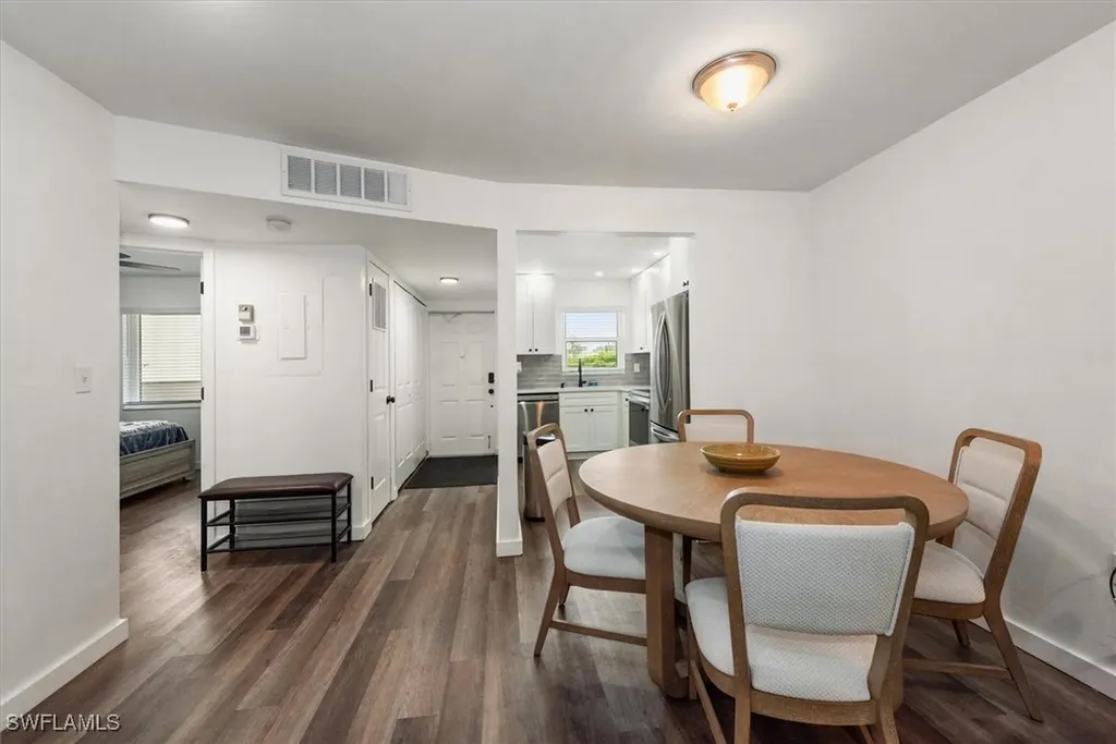 499 Forest Lakes Boulevard Naples FL 34105