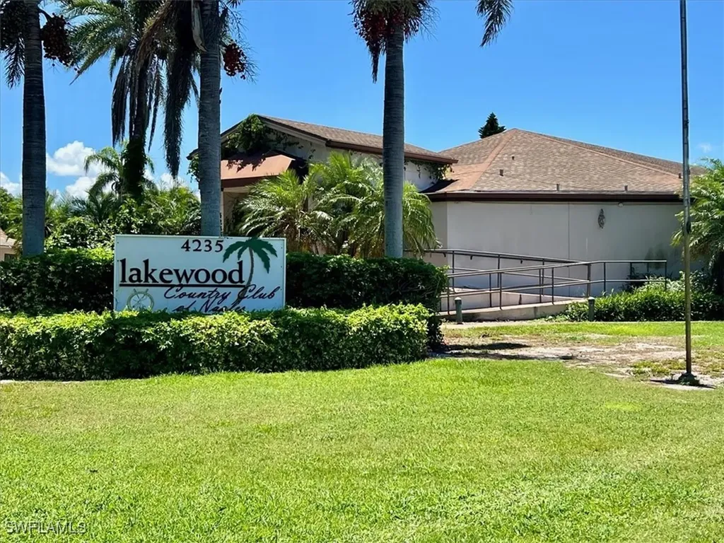 3127 Boca Ciega Drive Naples FL 34112