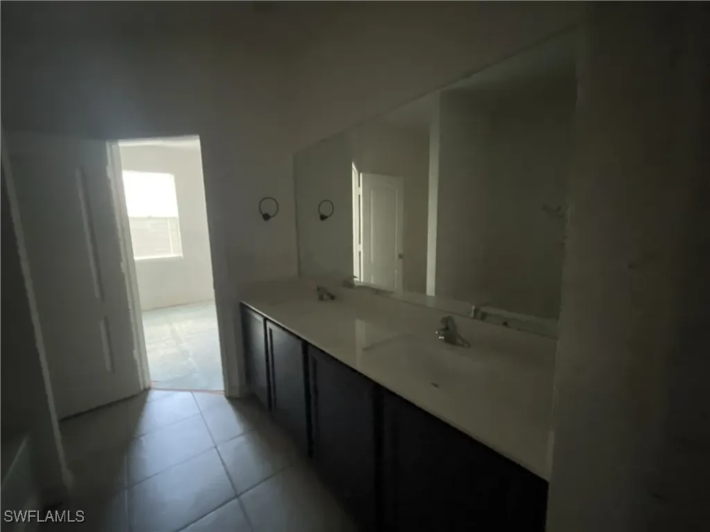 2928 NW 27th Street Cape Coral FL 33993