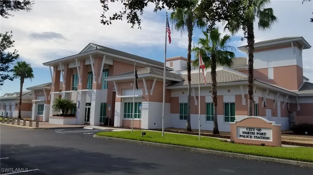Eggelstom Avenue North Port FL 34291