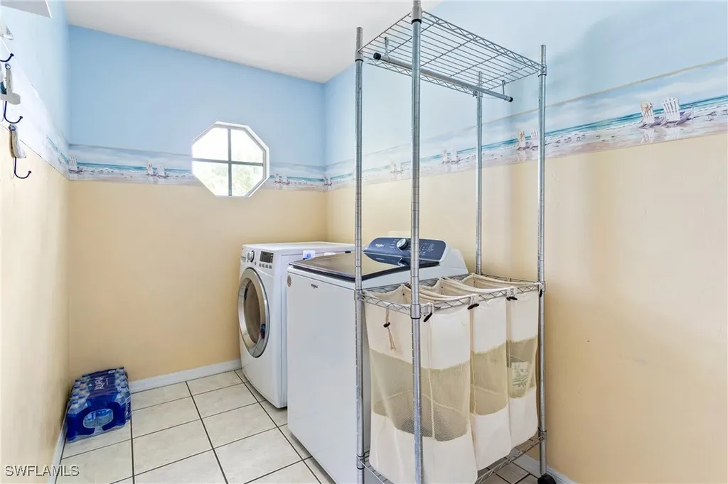 516 SE 14th Terrace Cape Coral FL 33990