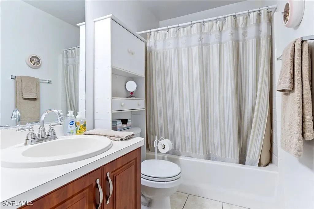 516 SE 14th Terrace Cape Coral FL 33990