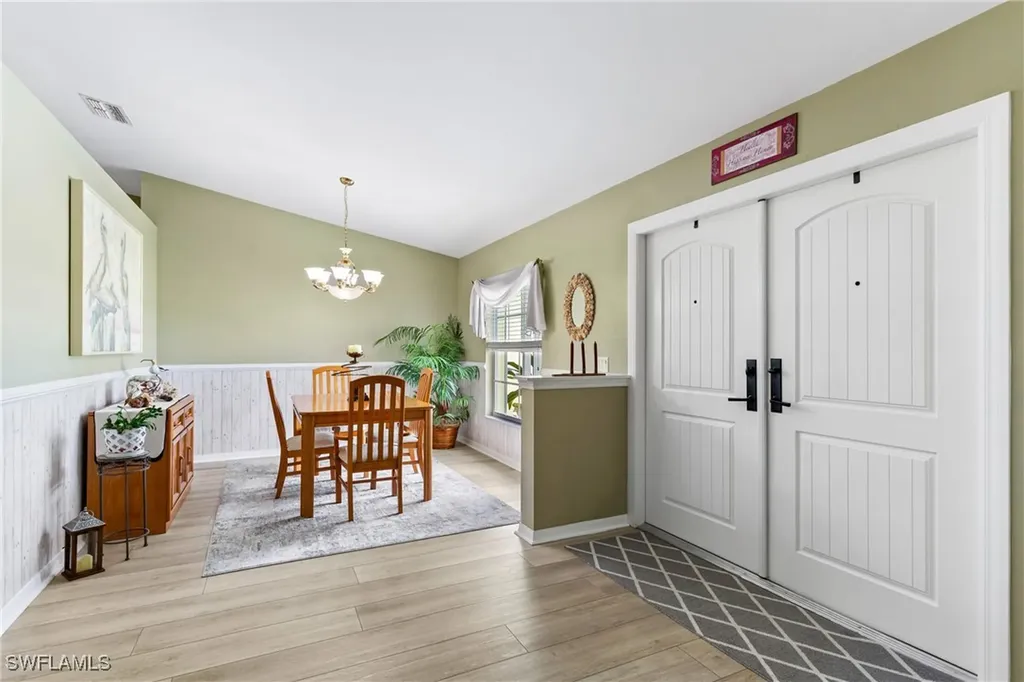516 SE 14th Terrace Cape Coral FL 33990