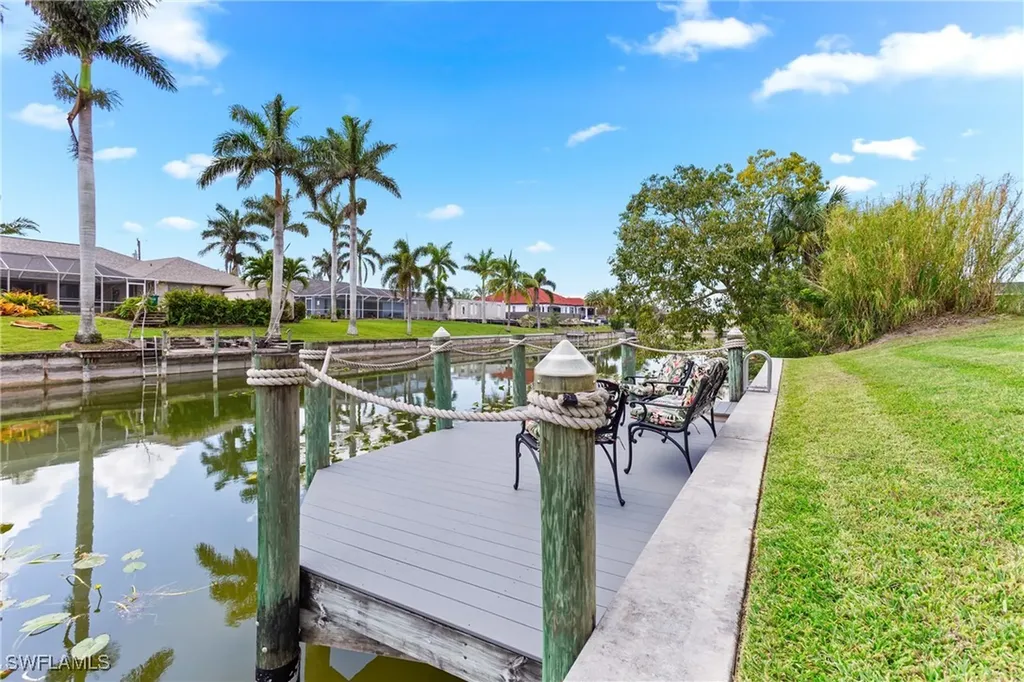 516 SE 14th Terrace Cape Coral FL 33990