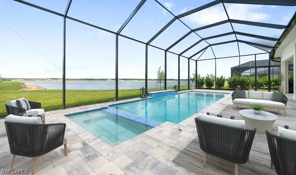 8766 Driftwood Drive Naples FL 34114