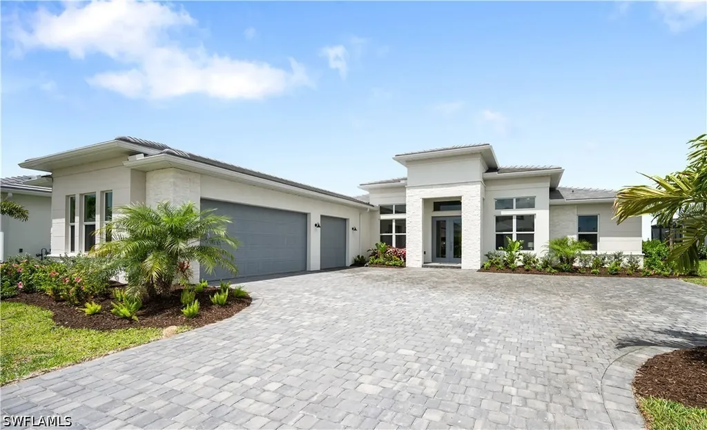 Naples FL, 8766 Driftwood Drive