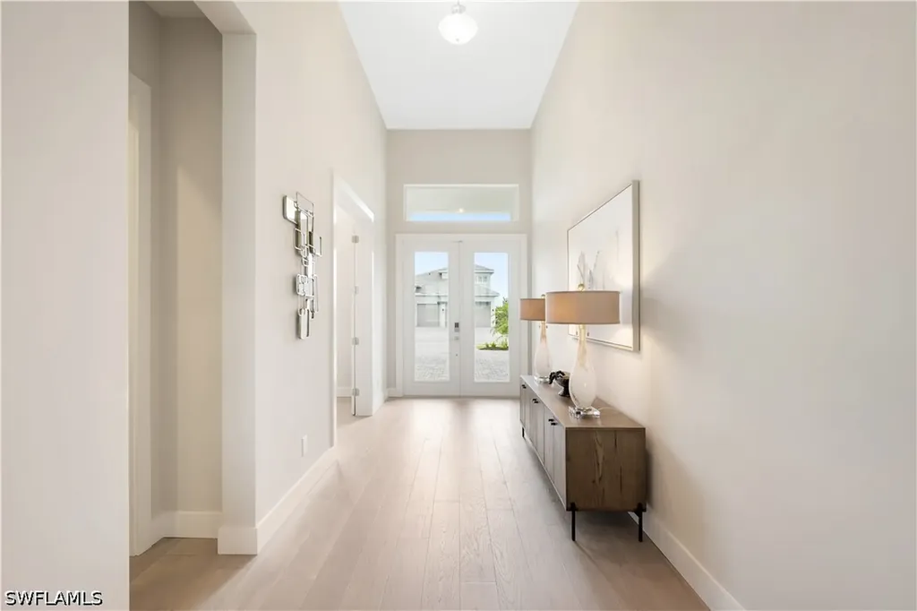 8766 Driftwood Drive Naples FL 34114