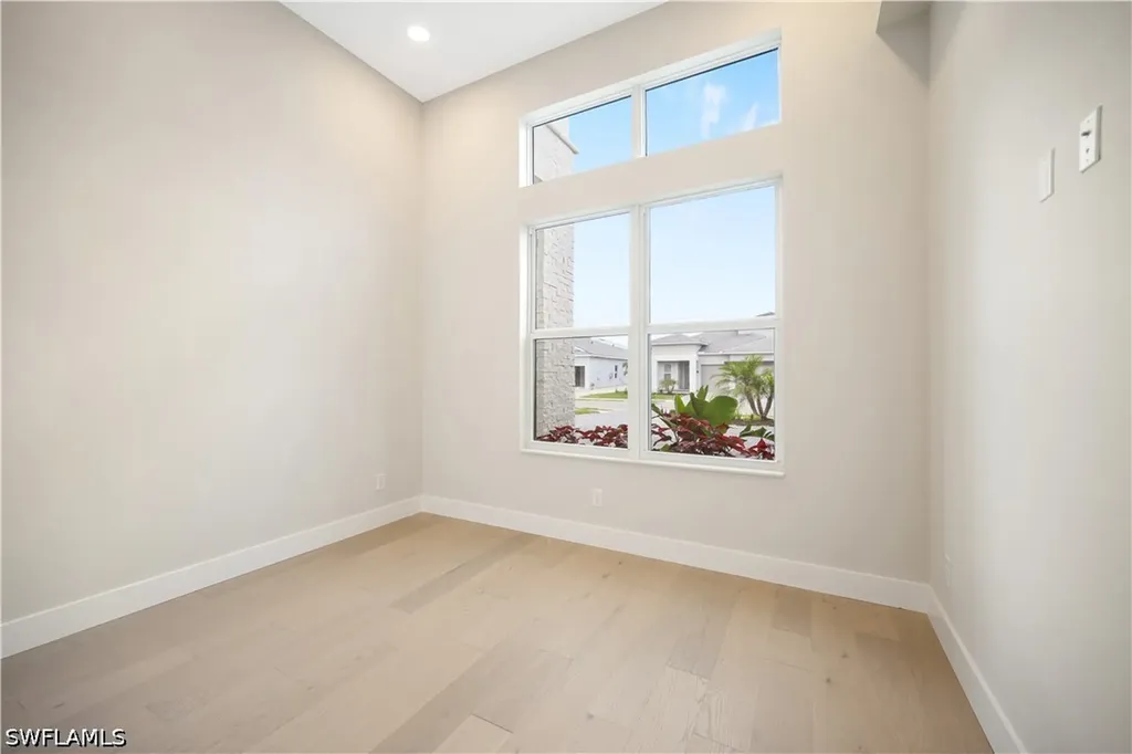 8766 Driftwood Drive Naples FL 34114