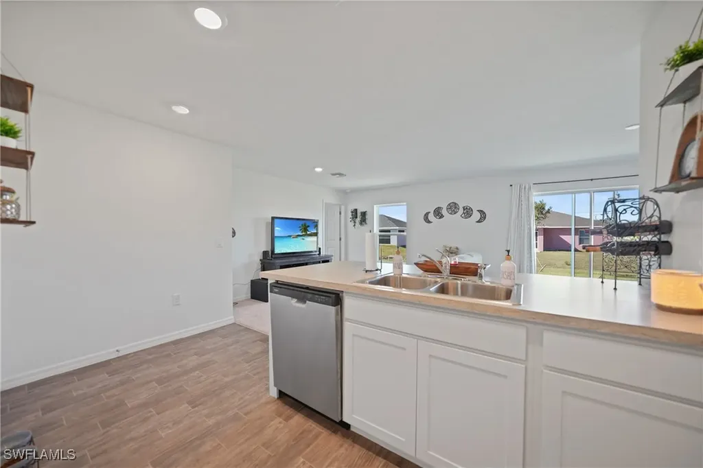 3002 NW 3rd Place Cape Coral FL 33993