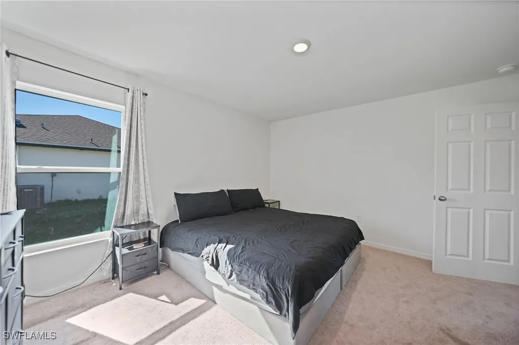 3002 NW 3rd Place Cape Coral FL 33993