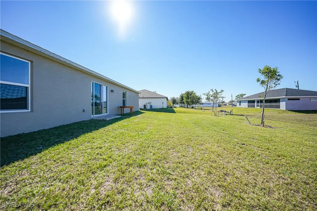 3002 NW 3rd Place Cape Coral FL 33993