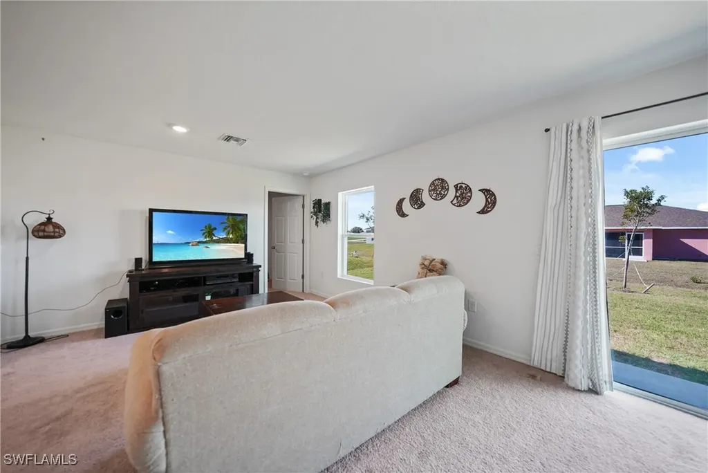3002 NW 3rd Place Cape Coral FL 33993