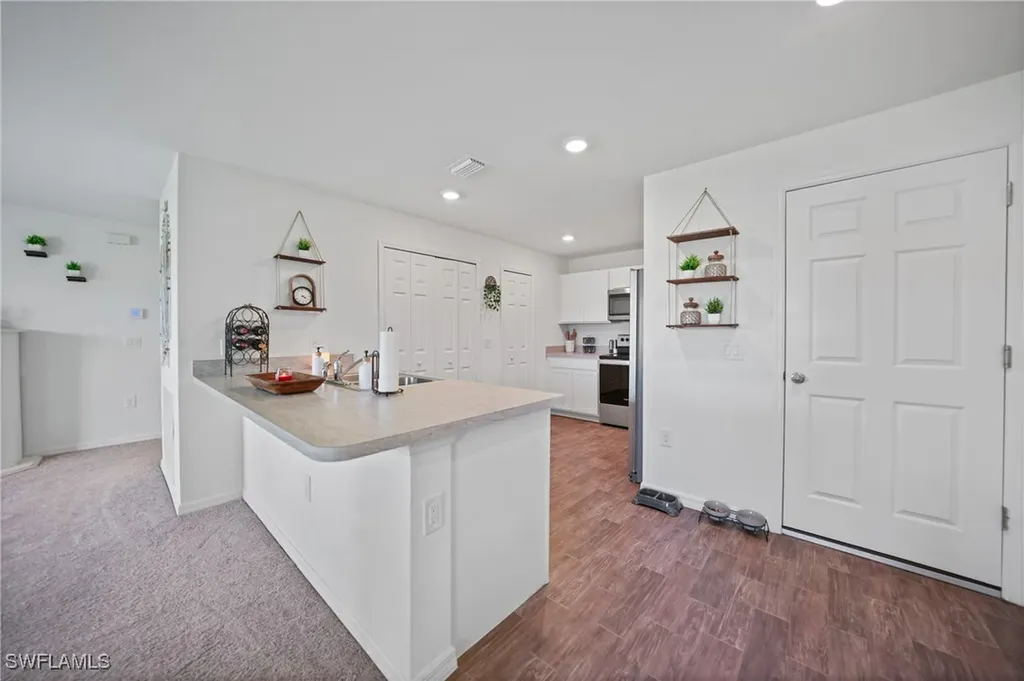 3002 NW 3rd Place Cape Coral FL 33993