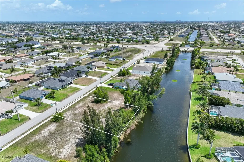 2300 SW 20th Avenue Cape Coral FL 33991