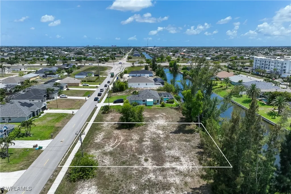 2300 SW 20th Avenue Cape Coral FL 33991