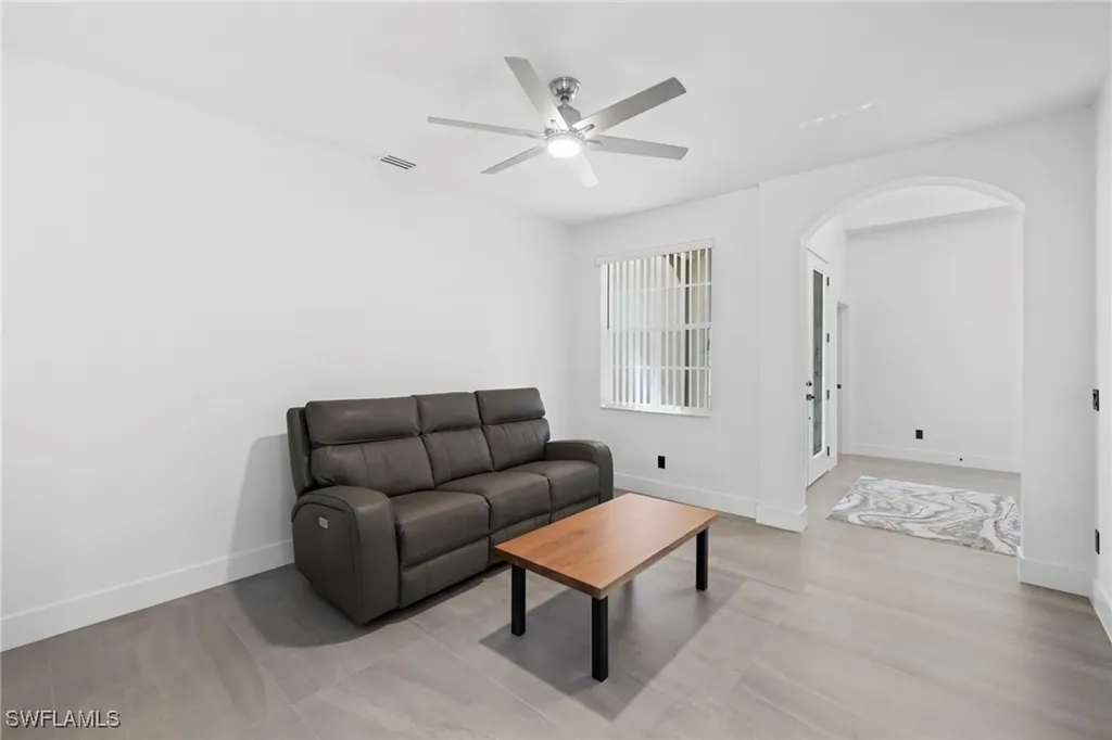 6903 Mauna Loa Lane Naples FL 34113