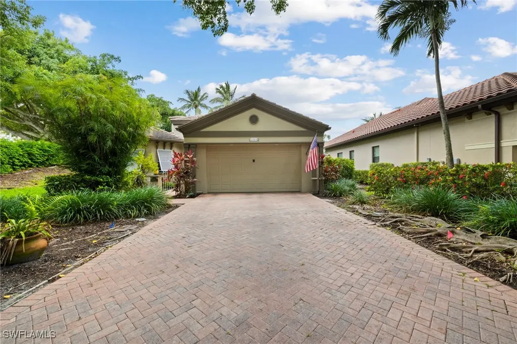 6903 Mauna Loa Lane Naples FL 34113