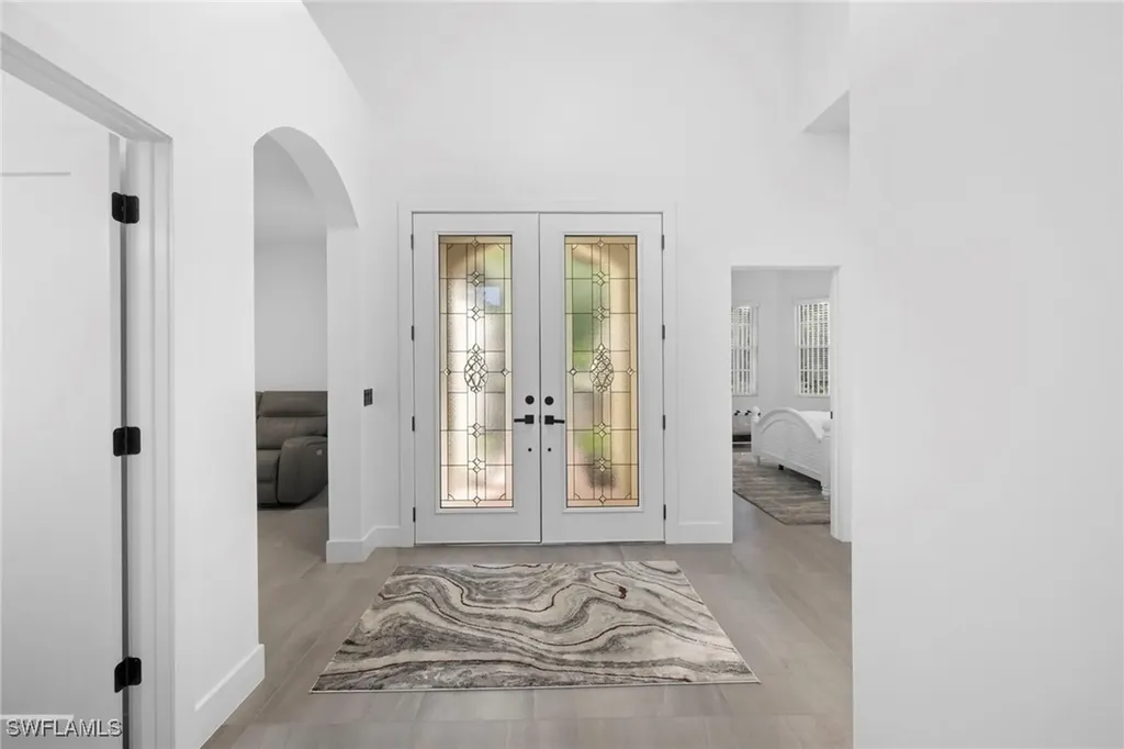 6903 Mauna Loa Lane Naples FL 34113