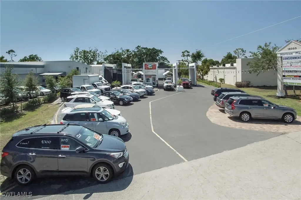 16070 S Tamiami Trail Fort Myers FL 33908