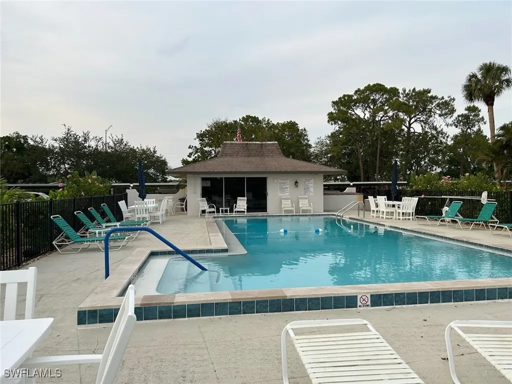 5651 Rattlesnake Hamm Road Naples FL 34113
