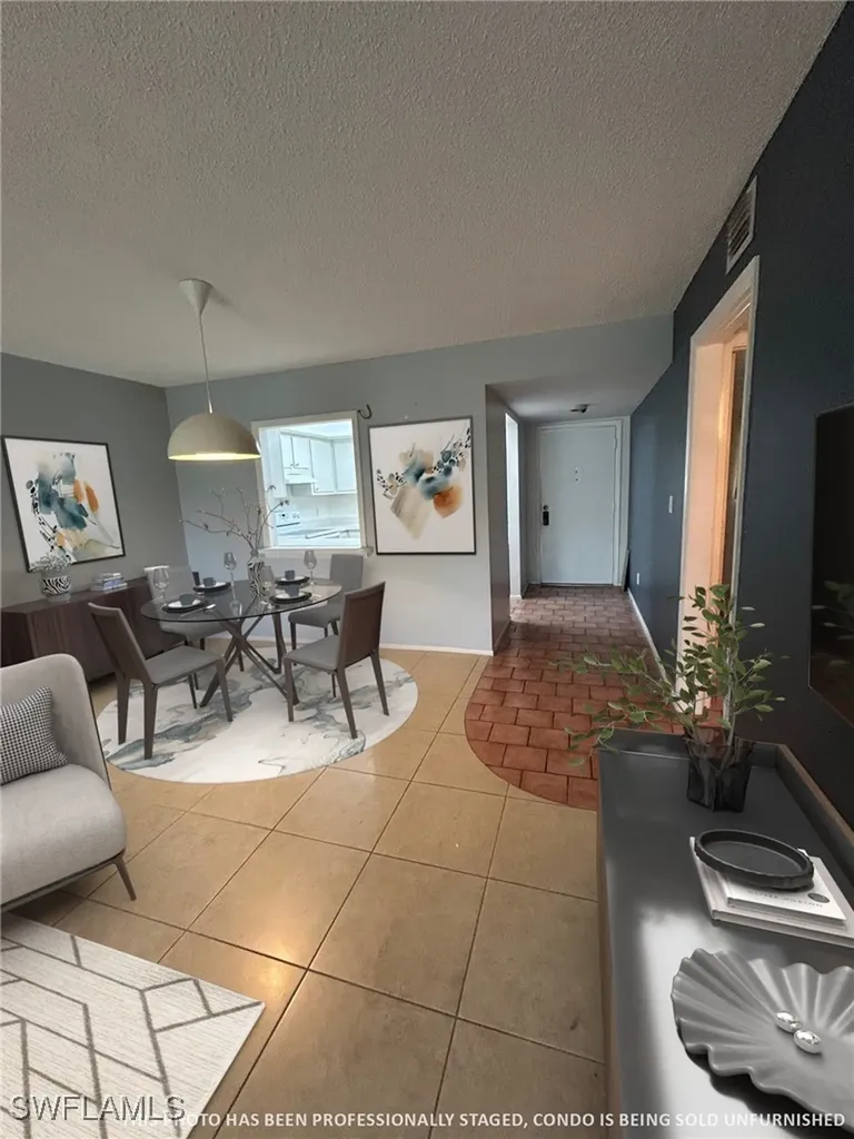 5651 Rattlesnake Hamm Road Naples FL 34113