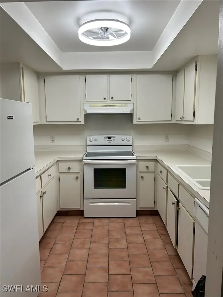 5651 Rattlesnake Hamm Road Naples FL 34113